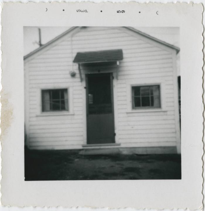 [White house]
