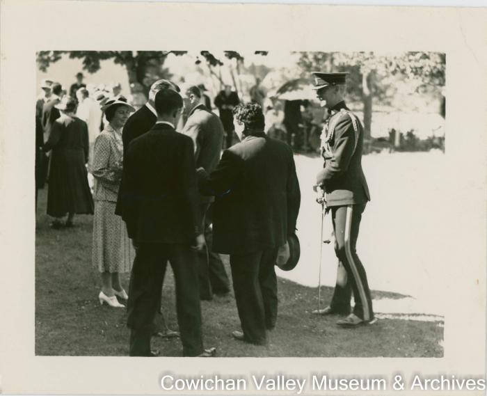 [Mayo Singh and unidentified group]