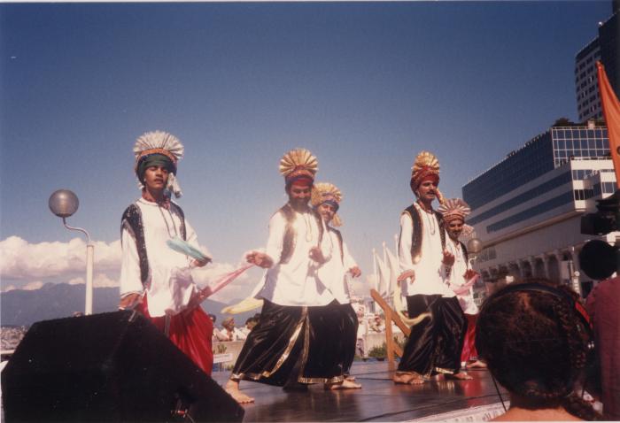 Bhangra : Richmond Punjabi Artists Assoc.