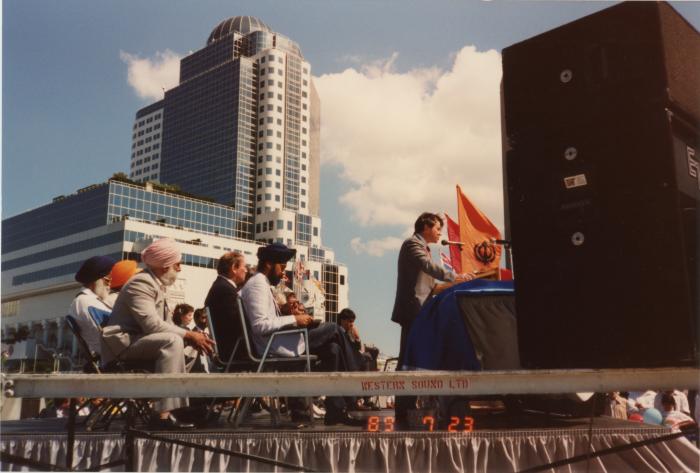 Mr. Gordon Wilson : Liberal Party