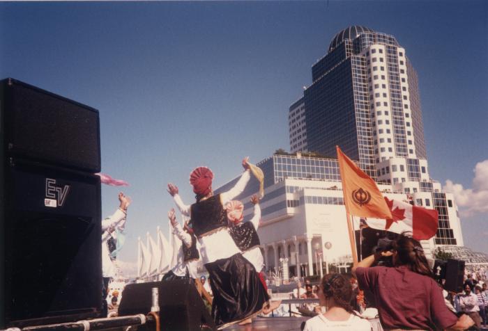 Bhangra : Richmond Punjabi Artists Assoc.