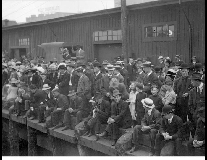 [Onlookers on wharf watching the "Komagata Maru"]