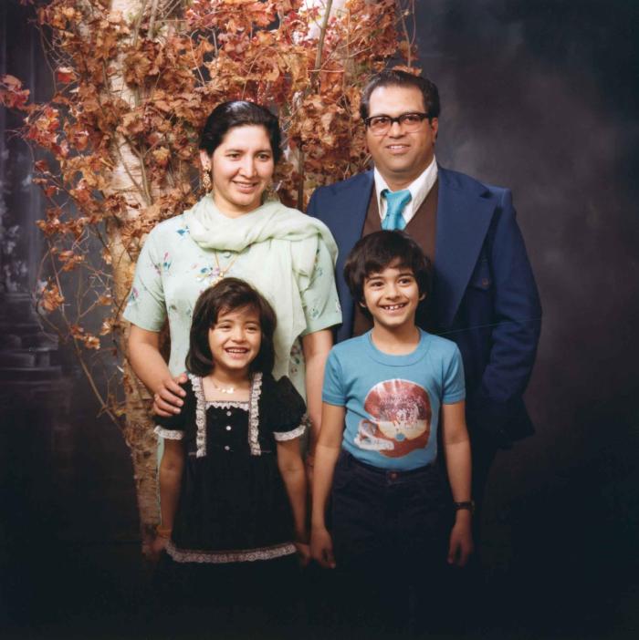 [Group portrait of Gill family]