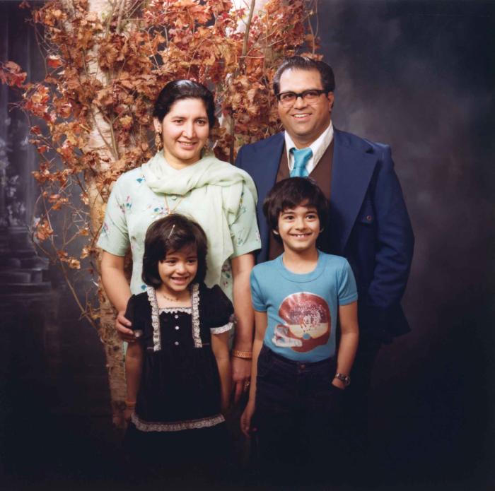 [Group portrait of Gill family]