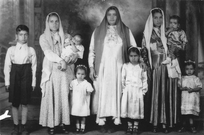 Reproduction of family photo of women & children